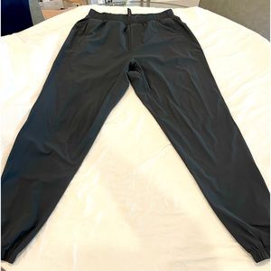 Lululemon surge jogger - size M charcoal grey
